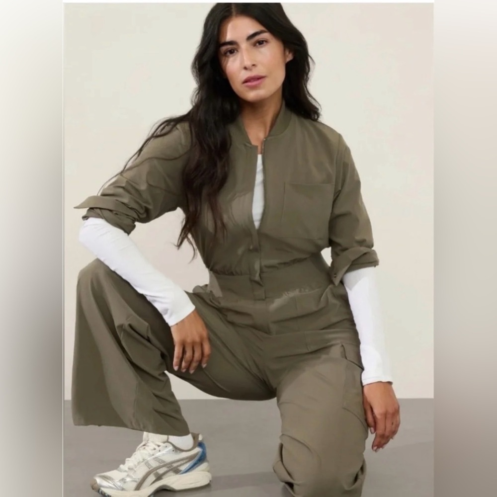 NWOT ATHLETA Utility Jumpsuit -Size 4 - Picture 4 of 4